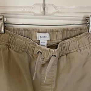 NWOT Old Navy Boys Khaki joggers           Size XL 14-16